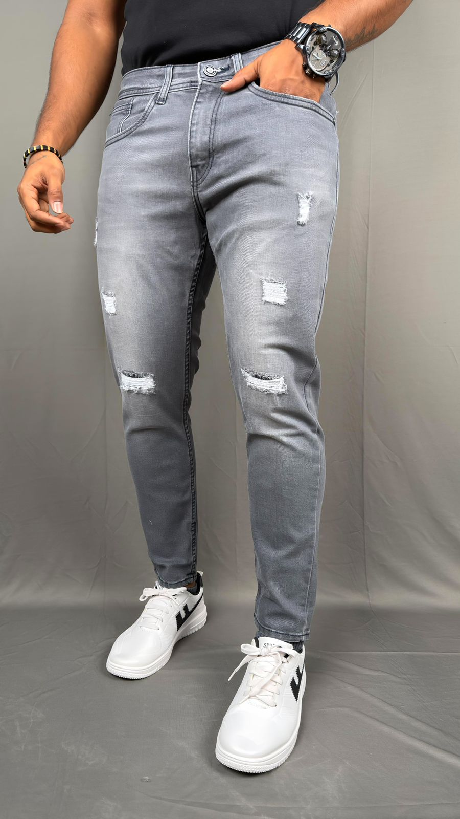 TORN JEANS BC-003