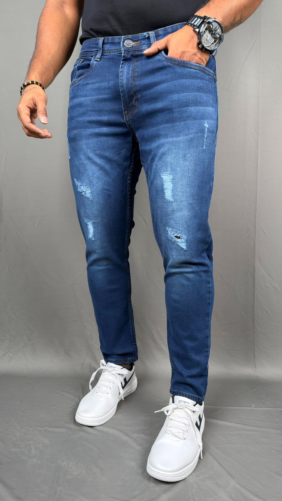 TORN JEANS BC-007