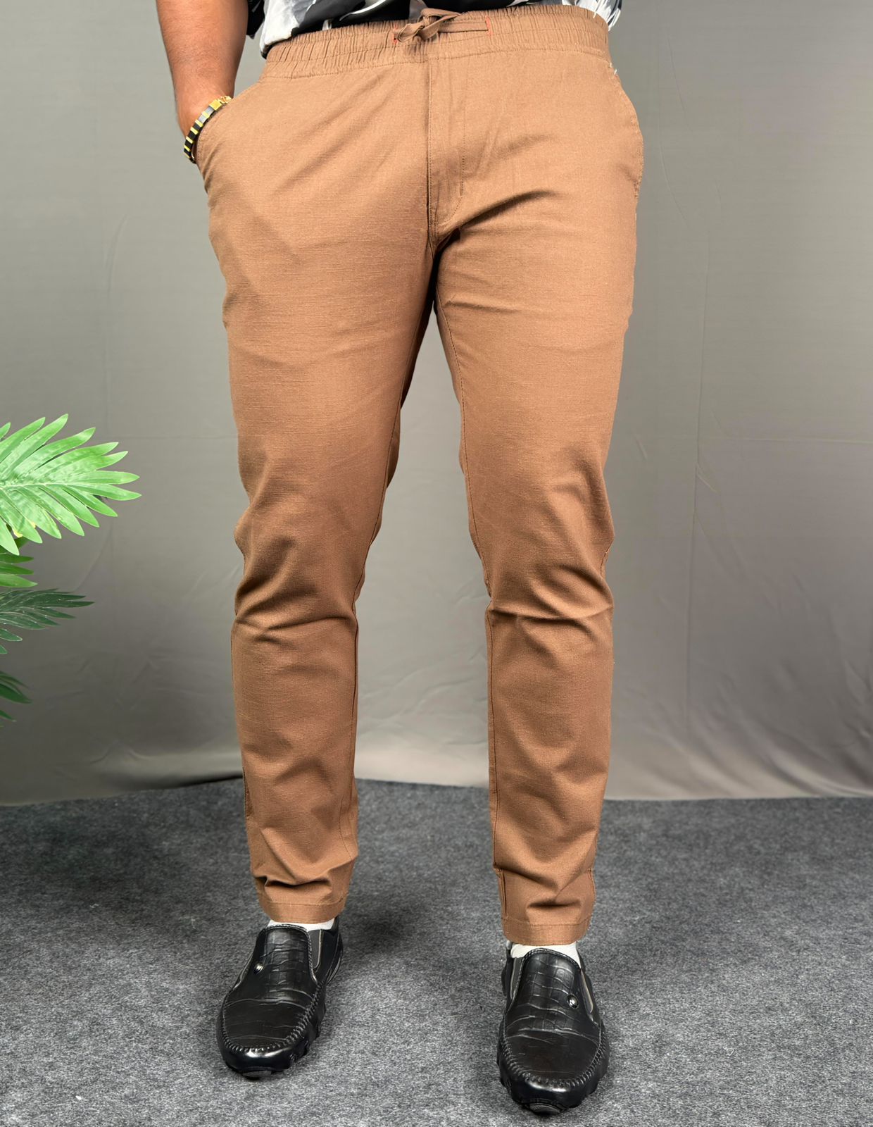LENIN CHINOS US-001